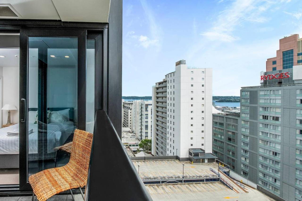 Sky Tower On Your Doorstep! Modern Two Bedroom オークランド エクステリア 写真